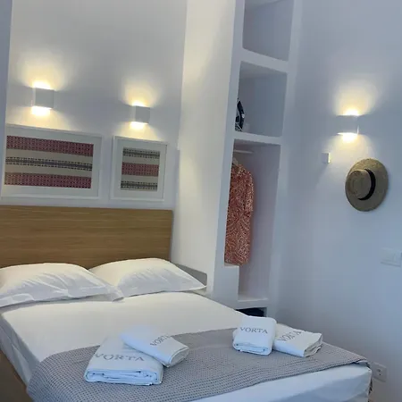 Vorta Naxos アパートホテル 4*